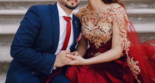 Reception Makeup Tying Touch